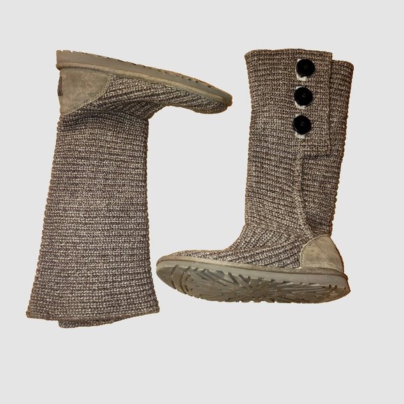 UGG Australia Classic Cardy Boots Women’s Size 6 Gray Knit Button 5819 - Picture 4 of 9